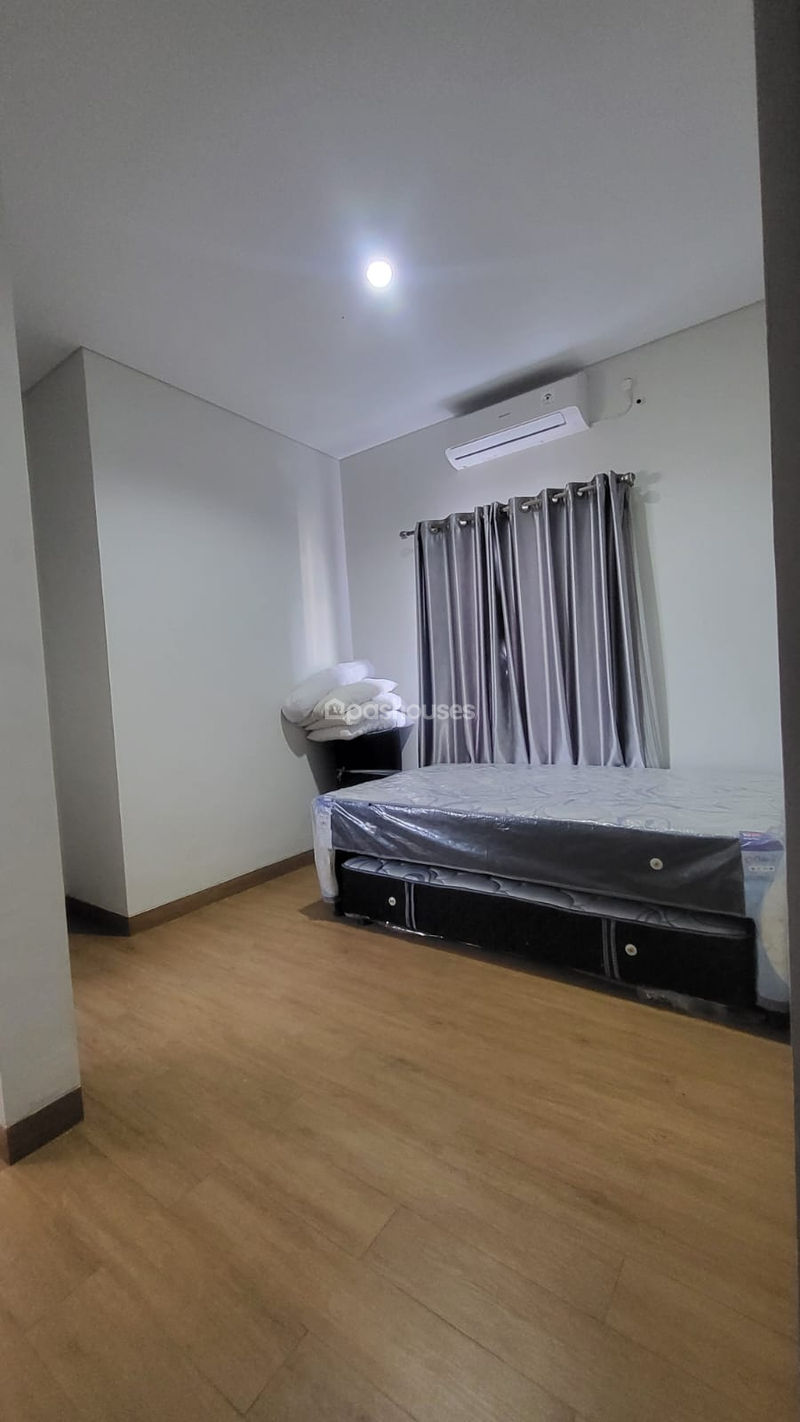 Perumahan Kemang Pratama No.16