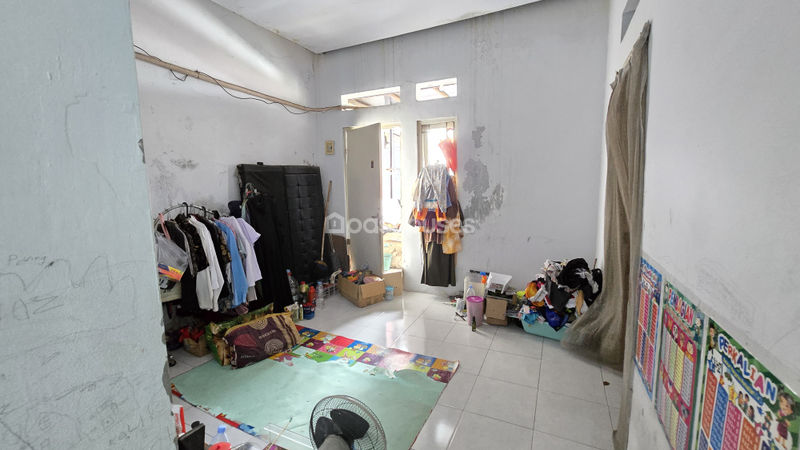 Permata Pamulang Blok E1 No.10