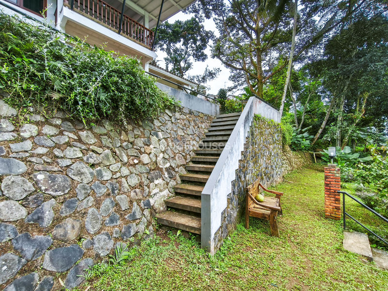 Kampung Ciliwung Riverside