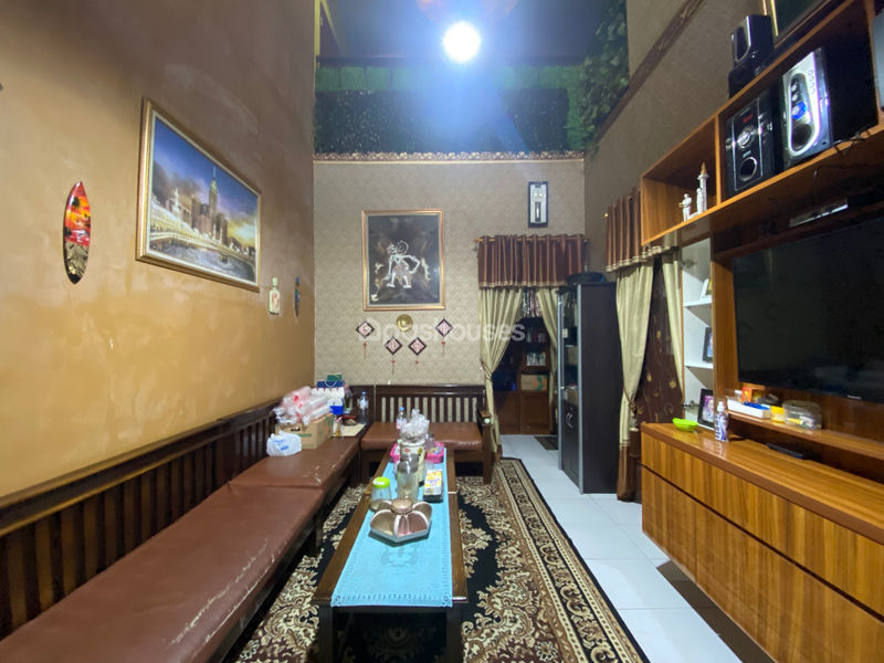 Komplek TNI-AL Graha Jala Yudha Blok E3 No.2