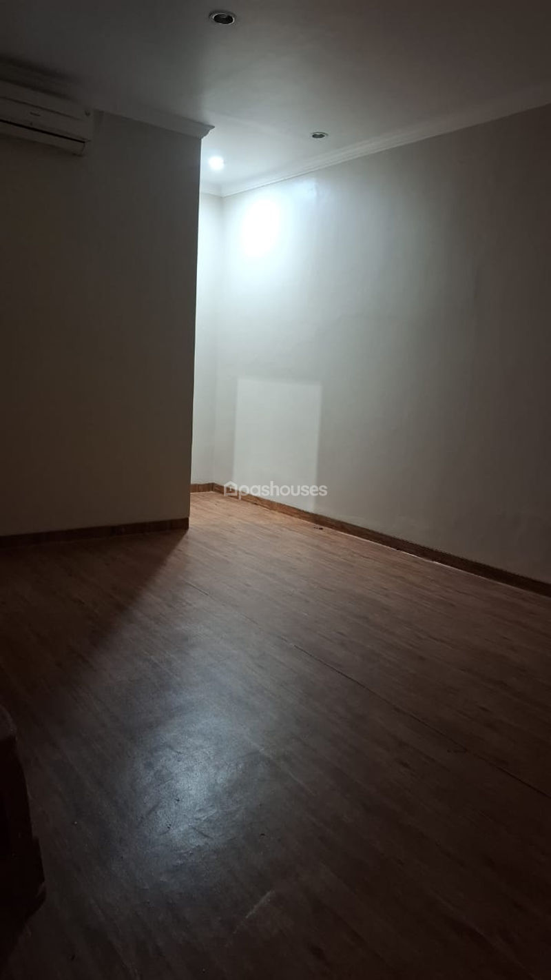 Jalan Panca Warga 5 No.4