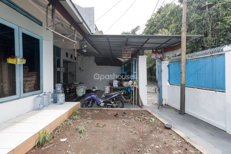 Jalan Kayu Putih Timur