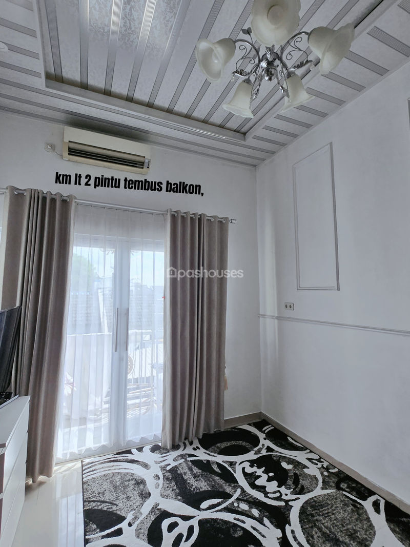 Graha Raya Cluster Verina Blok J