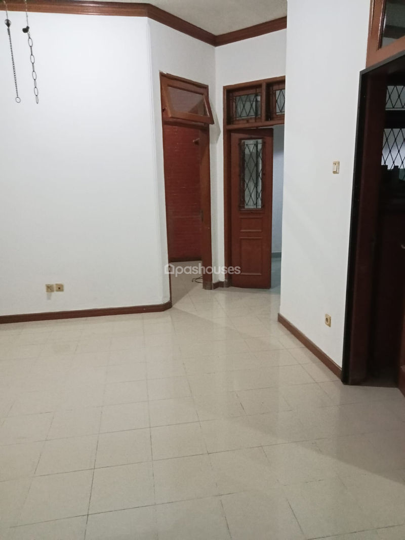 Komplek Mutiara Depok Blok EC No.8