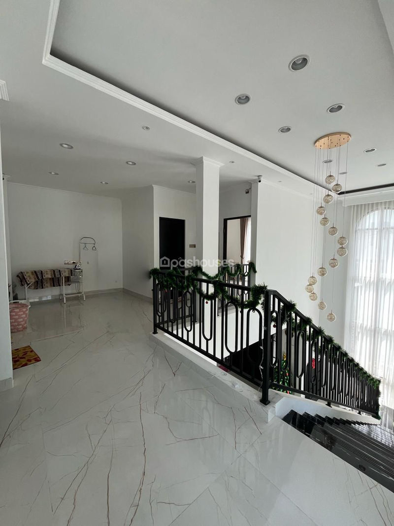 Perumahan Imperial Gading Blok E3 No.1