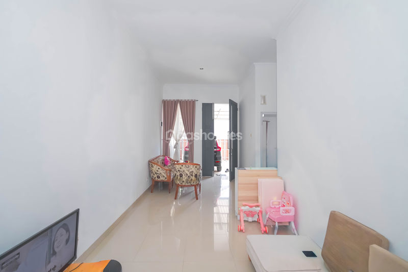 Perumahan Pelangi Dua Residence No.4