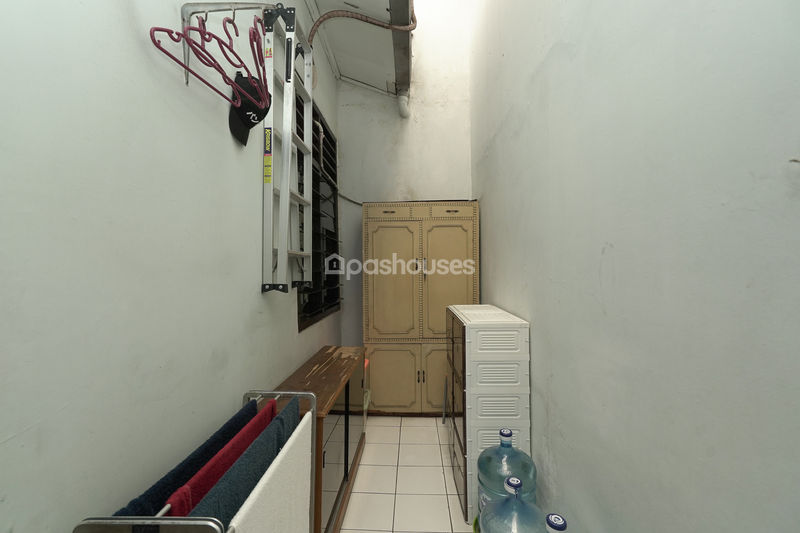 Jalan Angsana Raya No.9