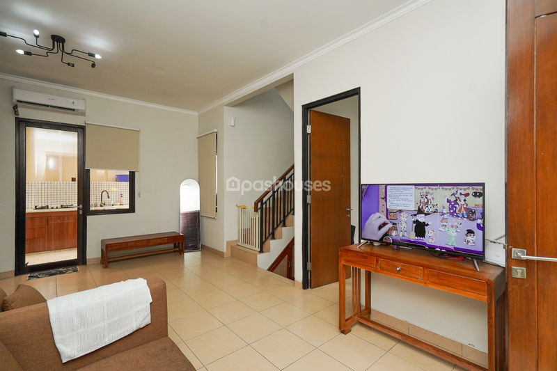 Bali Resort Serpong Cluster Canggu Blok E1 No.10