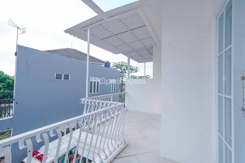 Perumahan Royal Margonda Riverside