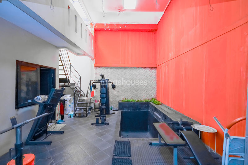 Limo Residence 