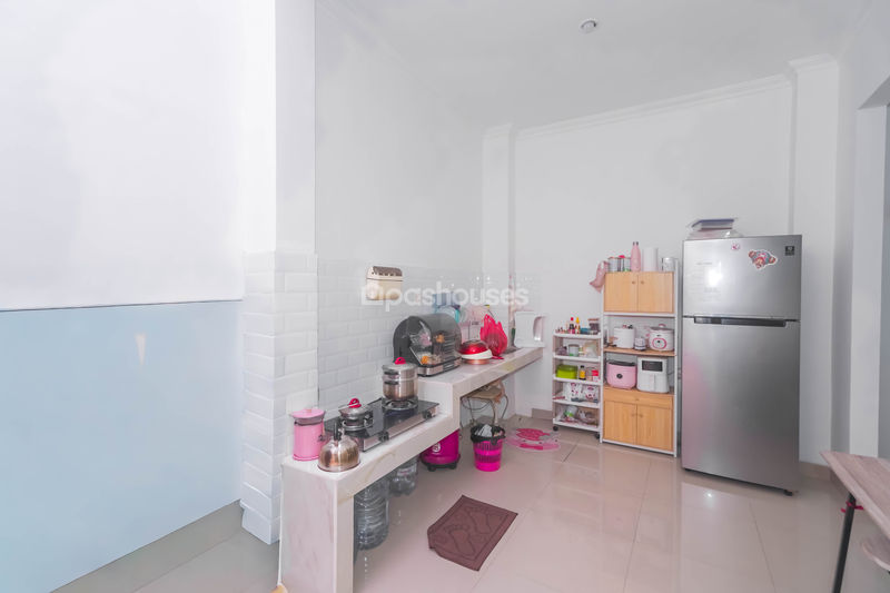 Perumahan Pelangi Dua Residence No.4