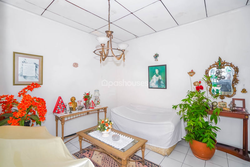 Jalan Mujair II No.18