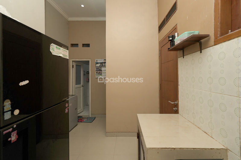 Jalan Pegasing 3 No.28 Cipayung