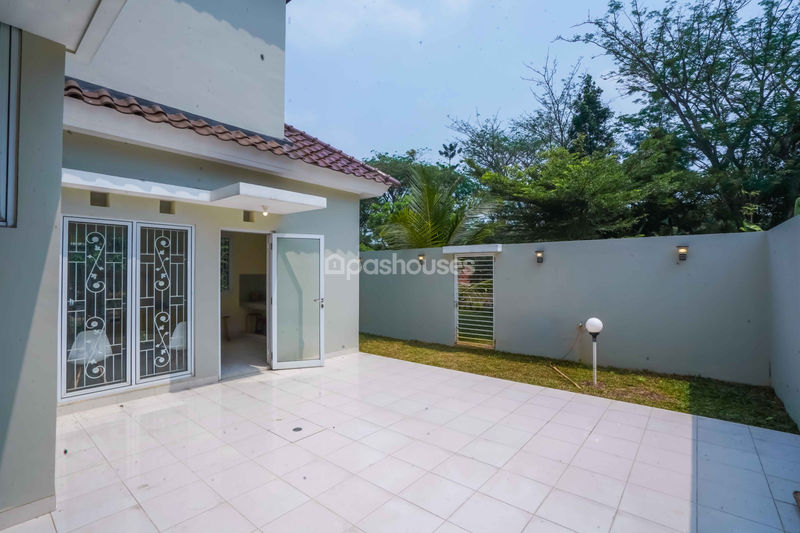 Telaga Golf Sawangan Cluster Espanola
