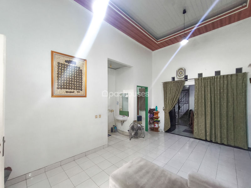 De Latinos BSD Cluster Santiago Blok F8 No.11