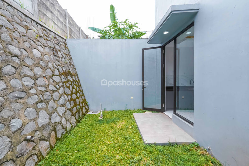 Perumahan Cibubur City Cluster Clayman Blok C No.28