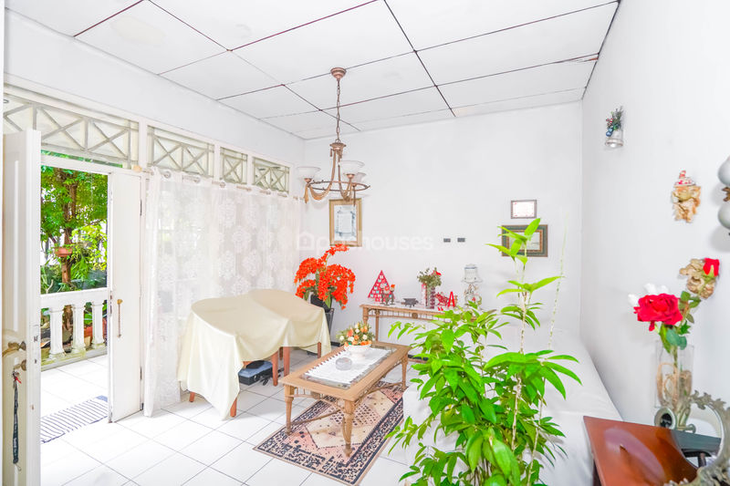 Jalan Mujair II No.18