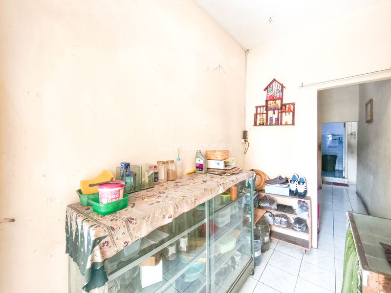 Jalan Galuh IV Blok E