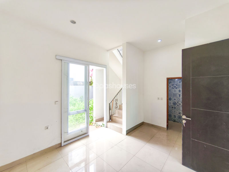 Perumahan Aryana Karawaci Cluster Flora Blok E1 No.6