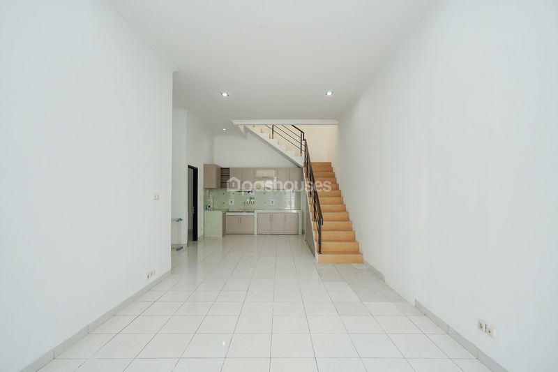 Jalan Mahoni 5 Blok C6 No.7