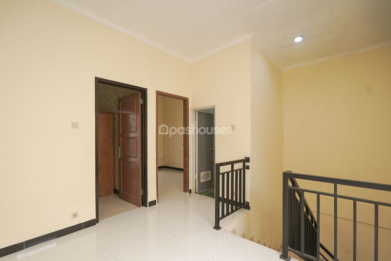 Perumahan Jatiwaringin Mansion No. 35