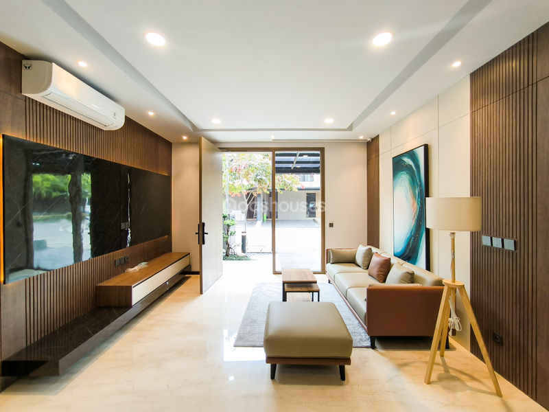 Cluster Kazumi at The Zora BSD City
