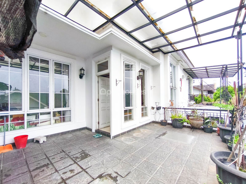 Komplek Larangan Indah Blok M8