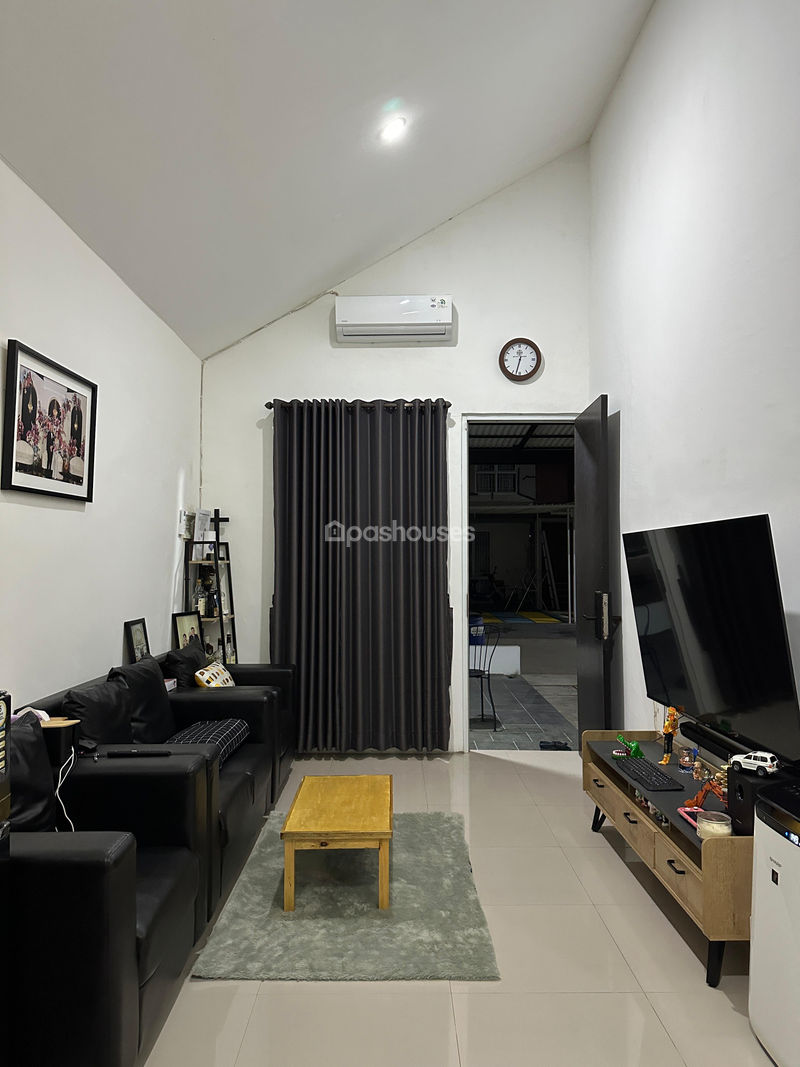 Grand Mahkota 2 Blok AA4/13 Babelan