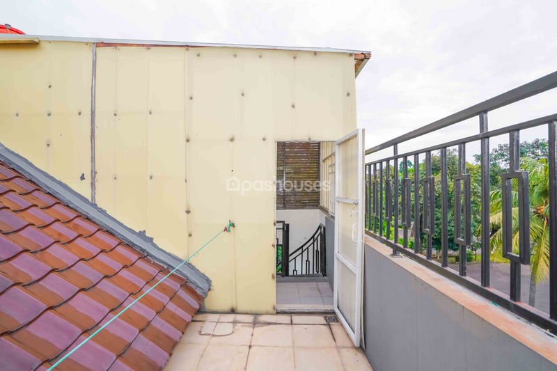 Perumahan Casatorina Townhouse No.18