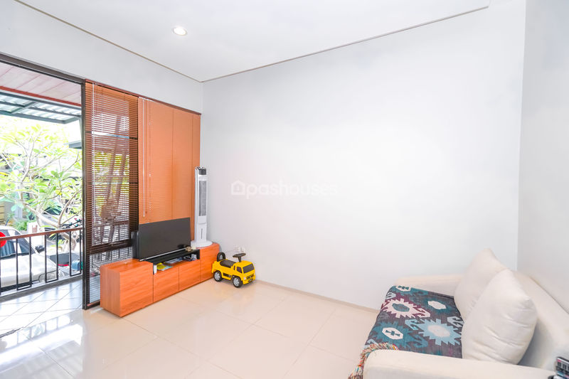 Cluster Bukit Nusa Dua No.E7