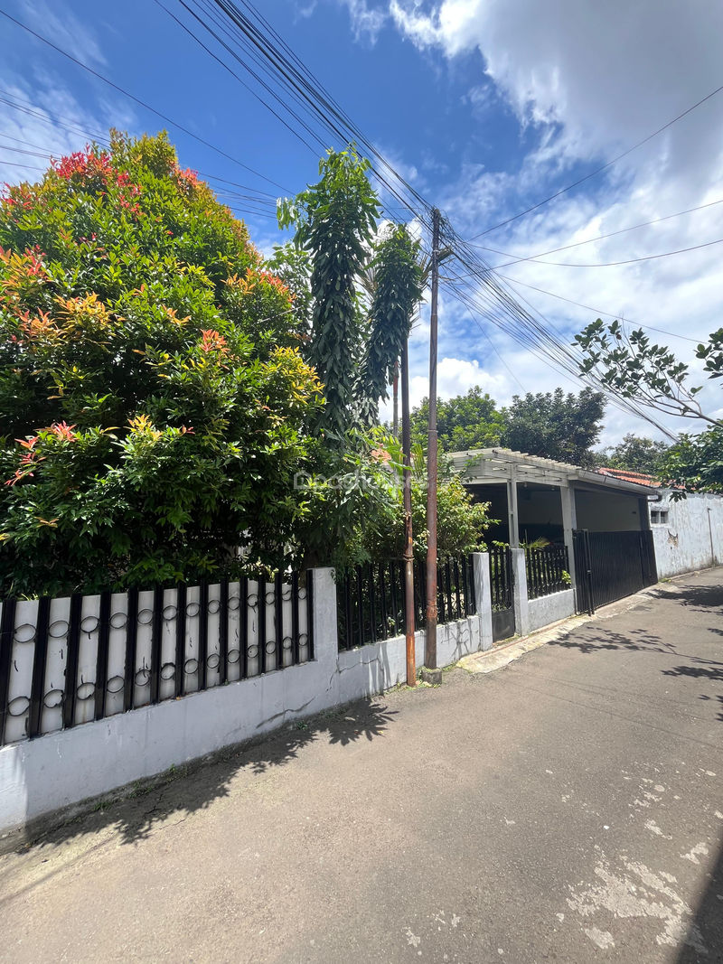 Jalan Mujair II No.18