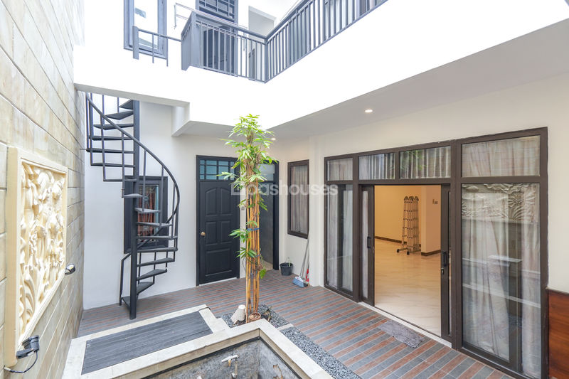 Perumahan Taman Giri Loka BSD Blok R5