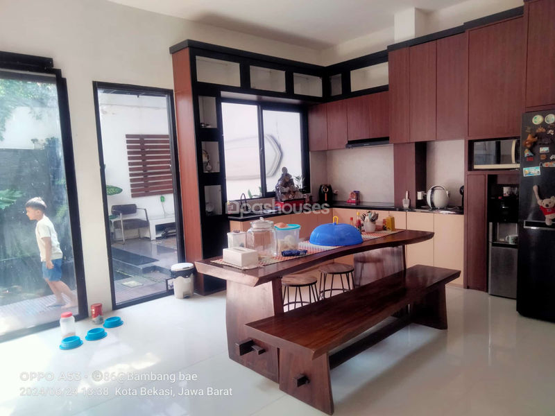Komplek The Green Terrace Bekasi