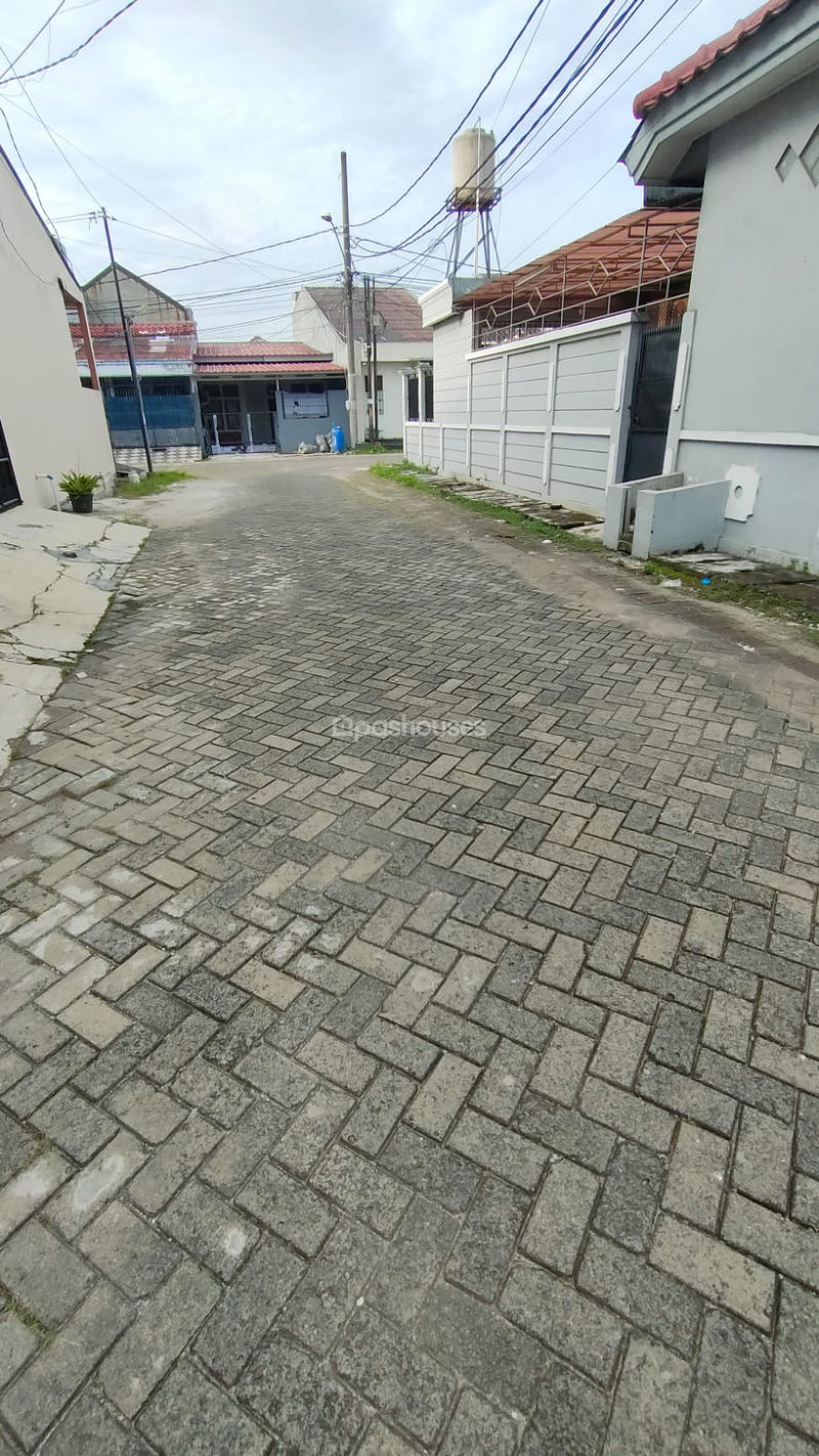 Villa Regency 1 Blok NB 6
