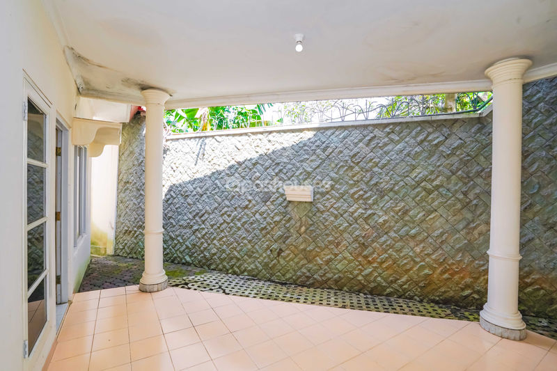 Jalan Bukit Cinere Blok C117