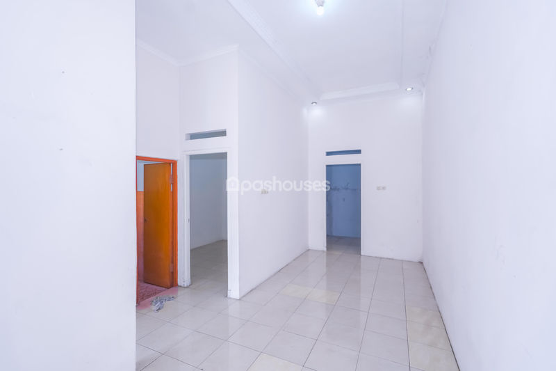 Jalan Taman Jaya Depok