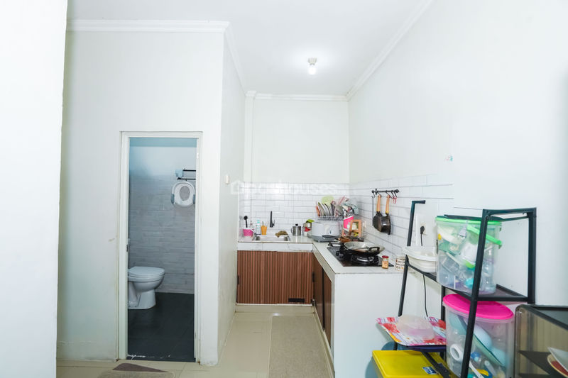 Perumahan Diamond Lake Side Blok G No.6