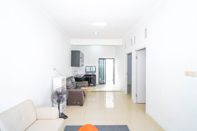 Perumahan Diamond Lake Side