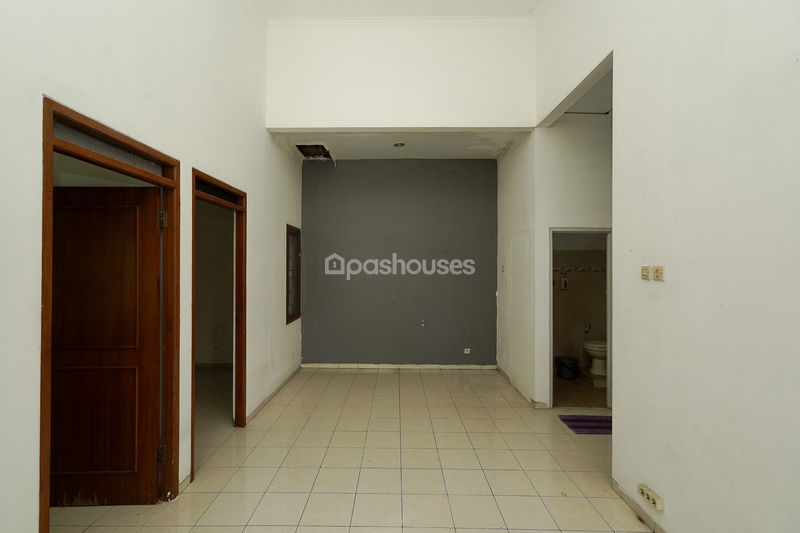 Jalan Mutaqin 3 Blok U No.85 Bekasi