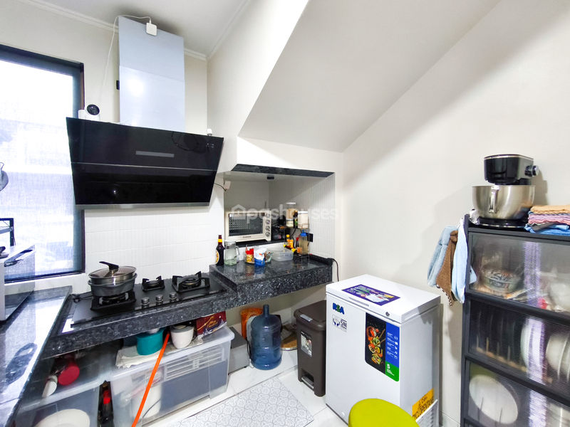 Perumahan Suvarna Sutera Cluster Andara