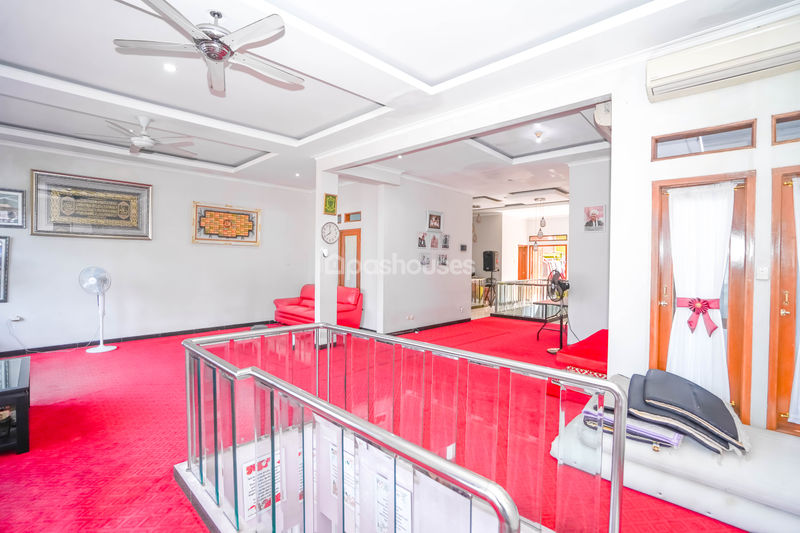 Perumahan Puri Gading Villa Tampak Siring Blok B4