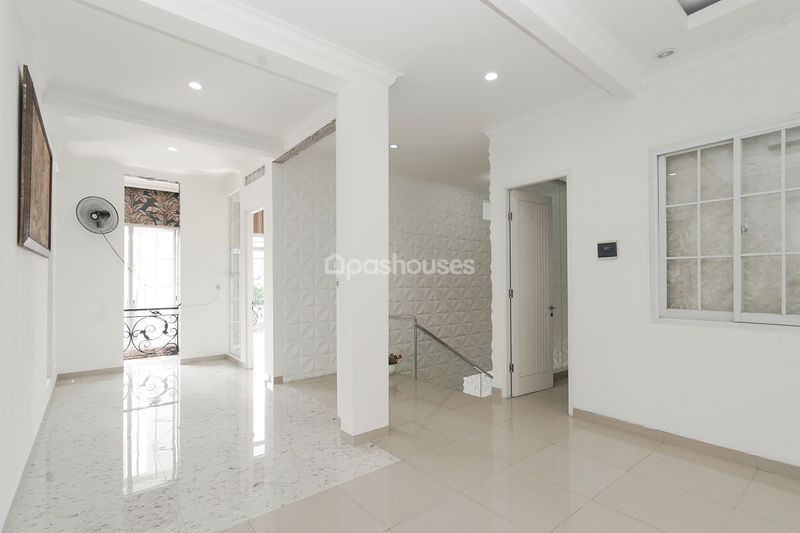 Perumahan Mediterania Regency Cikunir
