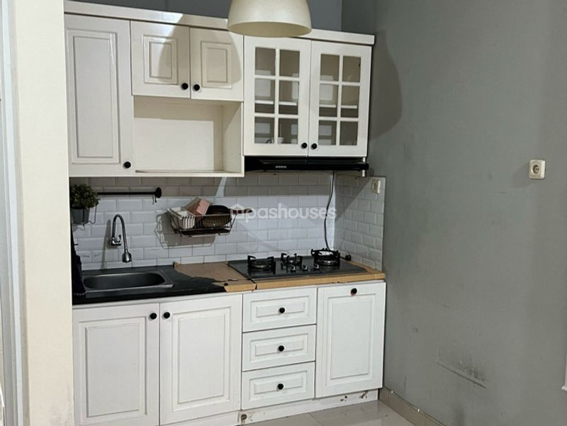 Jalan Gatot Subroto Km 6,7 Magnolia residence Blok AG No.19