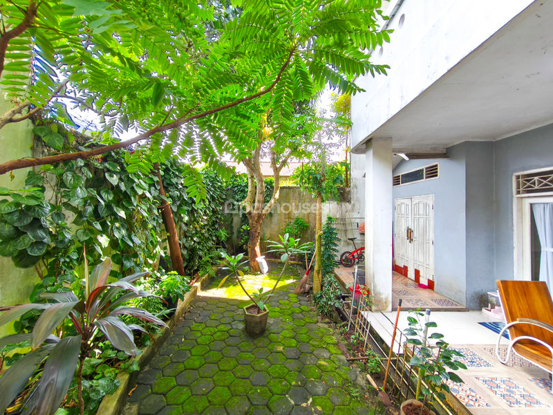 Jalan Babakan Kelapa Dua No.24