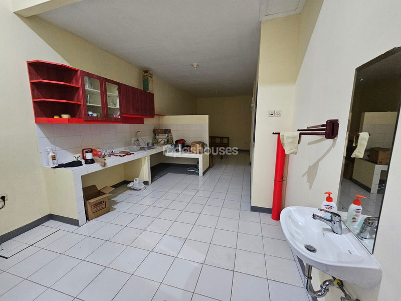 Komplek Metro Permata 1 Blok O5 No.22