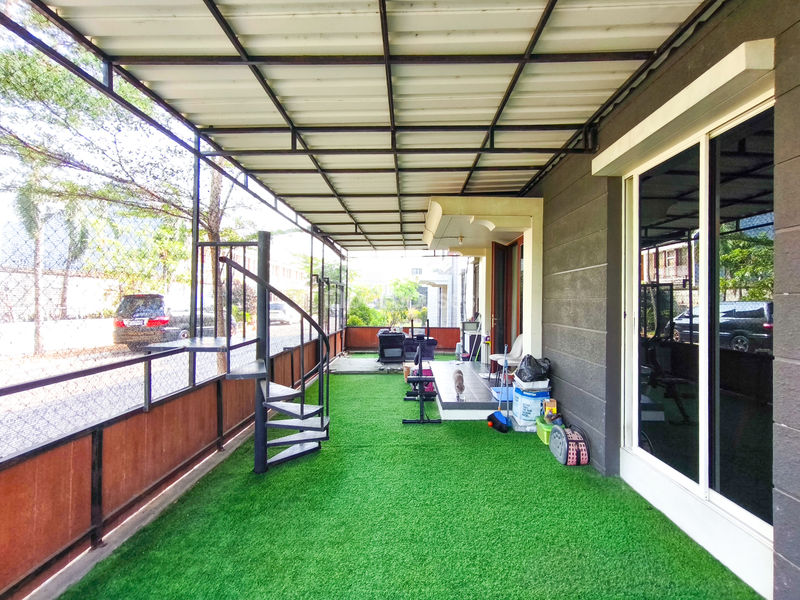 Perumahan Clover Hill Residence