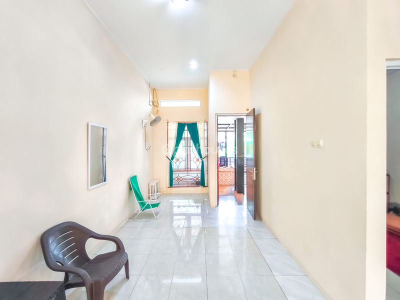 Perumahan Puri Radensa Blok B1 No.12