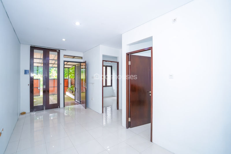 Perumahan Cluster Cattleya No.8A