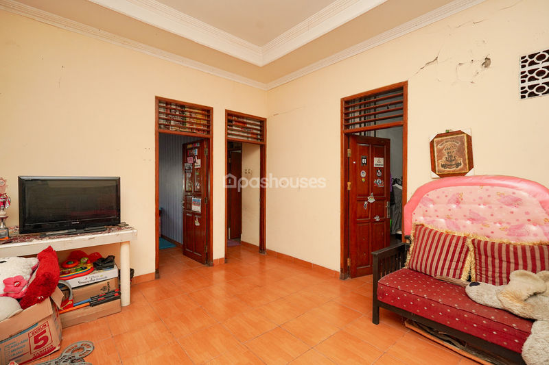 Perum Tytyan Kencana Blok N1 No.12B