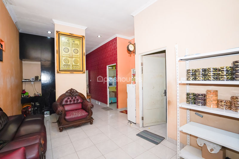 Jalan Lebak Para Kalisari No.28A